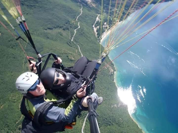 Villa Croatia ซรีมา ภายนอก รูปภาพ